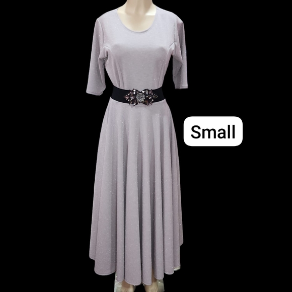 Dresses 👗 - Picture 5 of 7